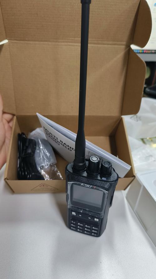 步讯uv110d对讲机双段大功率呼叫器工地安保户外旅游自驾手持台